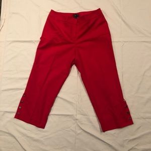 Rafaella True Red curvy Capri